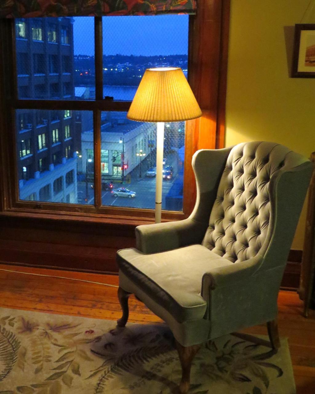 Arundel Mansions Hotel New Westminster Bagian luar foto