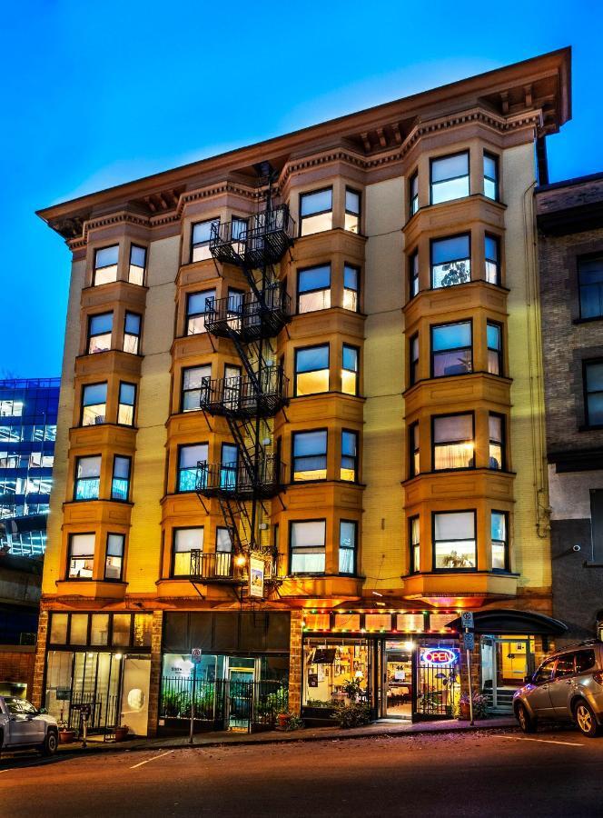Arundel Mansions Hotel New Westminster Bagian luar foto